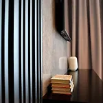 Artnest Luxury Hotel & Suites