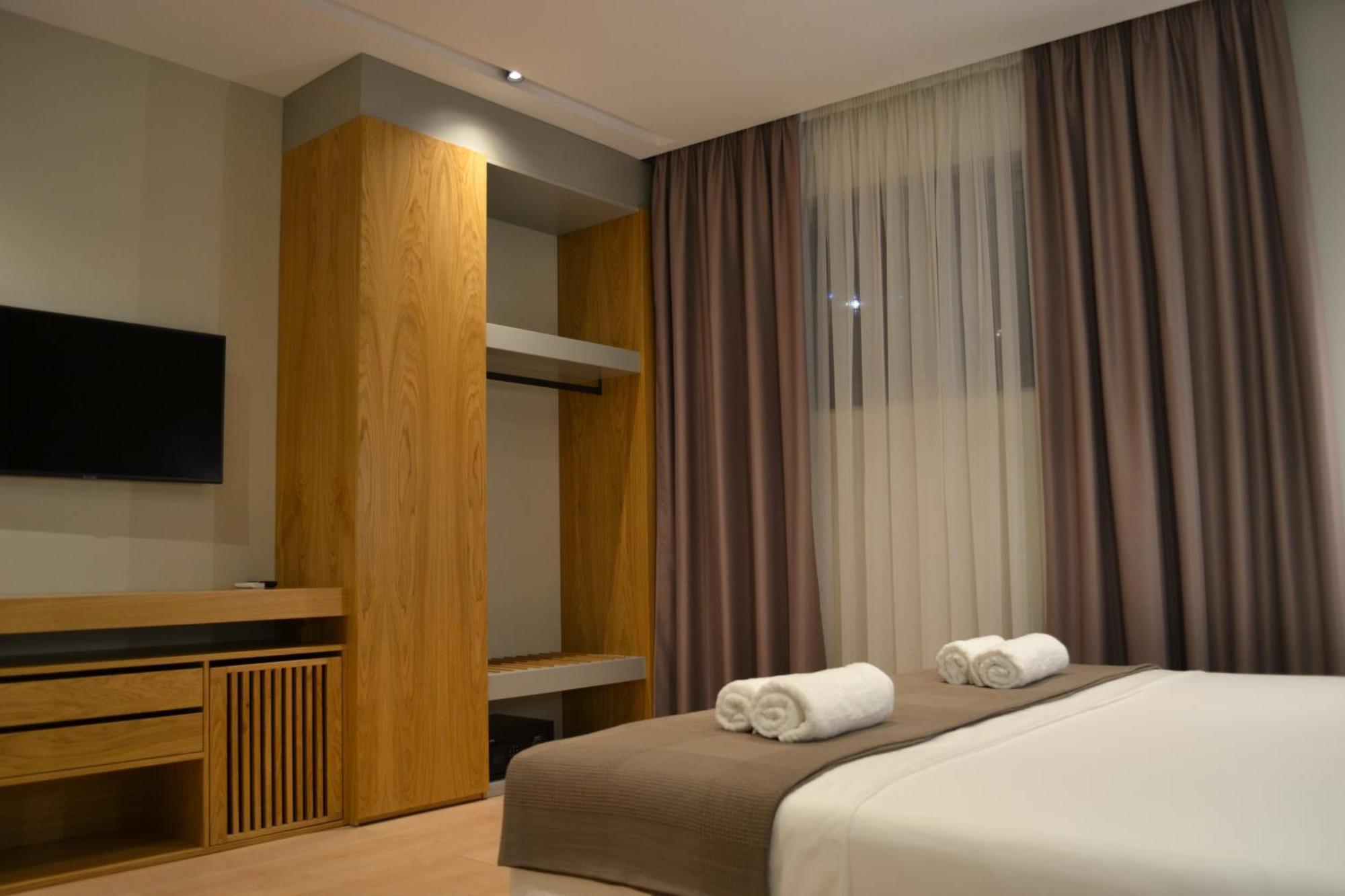 Artnest Luxury & 4*